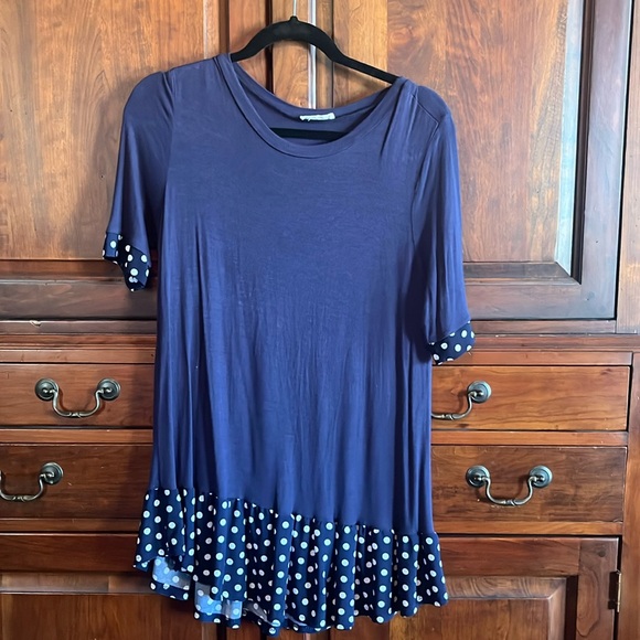 Tunic top - Picture 1 of 4